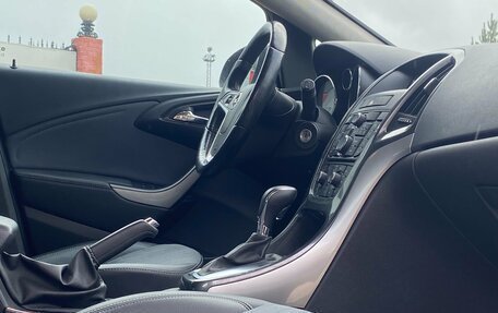 Opel Astra J, 2013 год, 630 000 рублей, 8 фотография