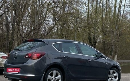 Opel Astra J, 2013 год, 630 000 рублей, 4 фотография