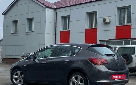 Opel Astra J, 2013 год, 630 000 рублей, 6 фотография