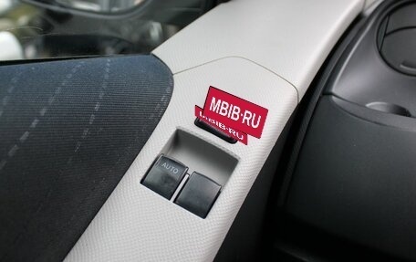 Toyota Yaris III рестайлинг, 2006 год, 529 000 рублей, 5 фотография