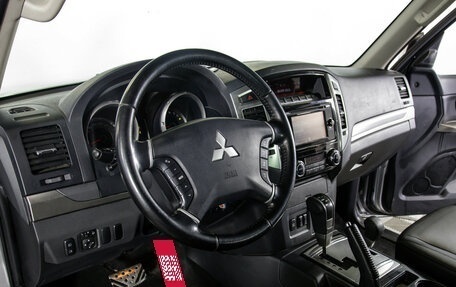 Mitsubishi Pajero IV, 2018 год, 3 088 000 рублей, 16 фотография