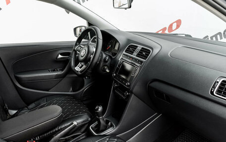 Volkswagen Polo VI (EU Market), 2018 год, 730 000 рублей, 13 фотография