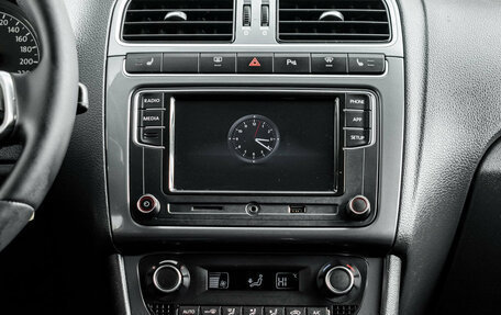 Volkswagen Polo VI (EU Market), 2018 год, 730 000 рублей, 18 фотография