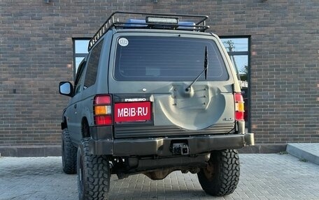 Mitsubishi Pajero III рестайлинг, 1994 год, 850 000 рублей, 3 фотография