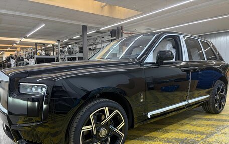 Rolls-Royce Cullinan, 2026 год, 77 000 000 рублей, 2 фотография