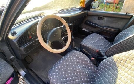 Toyota Carina, 1988 год, 300 000 рублей, 7 фотография