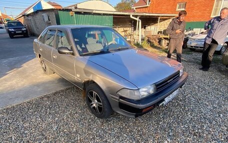 Toyota Carina, 1988 год, 300 000 рублей, 6 фотография