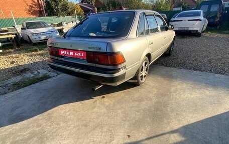 Toyota Carina, 1988 год, 300 000 рублей, 4 фотография