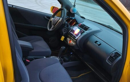 Honda Jazz I рестайлинг, 2007 год, 570 000 рублей, 4 фотография