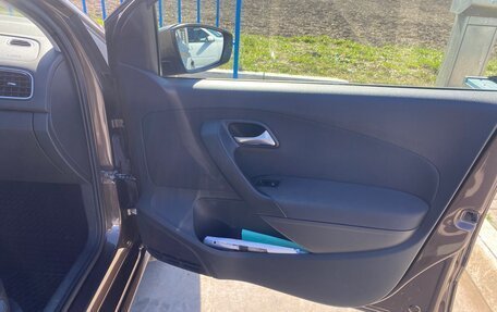 Volkswagen Polo VI (EU Market), 2013 год, 600 000 рублей, 11 фотография