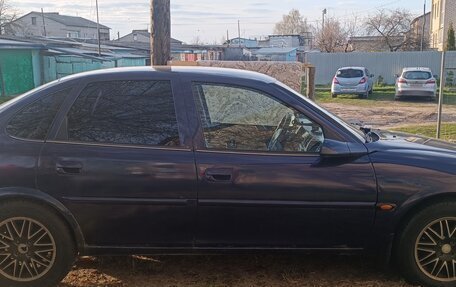 Opel Vectra B рестайлинг, 1999 год, 135 000 рублей, 4 фотография