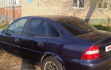 Opel Vectra B рестайлинг, 1999 год, 135 000 рублей, 5 фотография