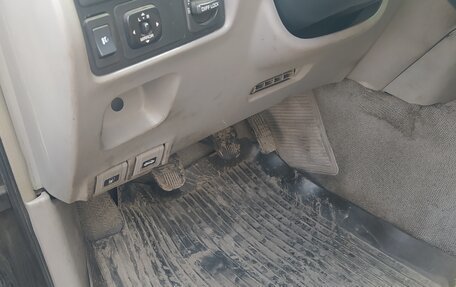 Toyota Land Cruiser 100 рестайлинг 2, 2007 год, 2 700 000 рублей, 5 фотография