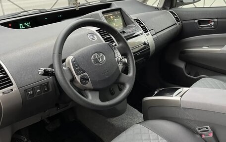 Toyota Prius, 2008 год, 760 000 рублей, 10 фотография