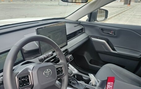 Toyota RAV4, 2026 год, 3 880 000 рублей, 16 фотография