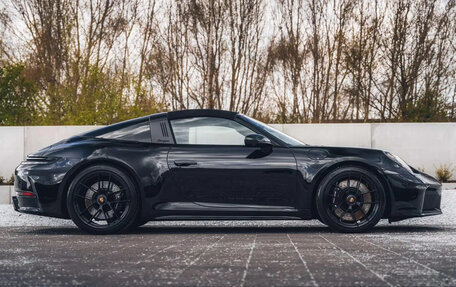 Porsche 911, 2024 год, 18 520 000 рублей, 5 фотография