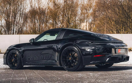 Porsche 911, 2024 год, 18 520 000 рублей, 3 фотография