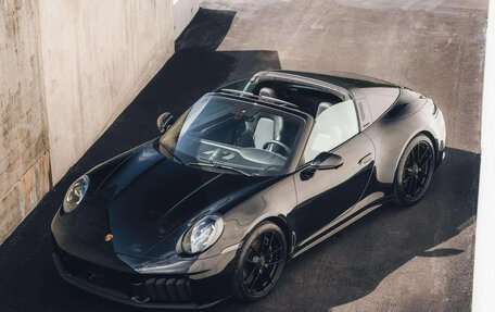 Porsche 911, 2024 год, 18 520 000 рублей, 14 фотография