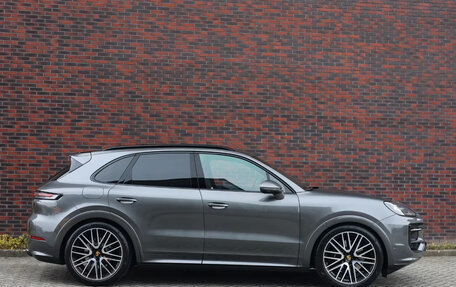 Porsche Cayenne III, 2024 год, 16 340 000 рублей, 13 фотография