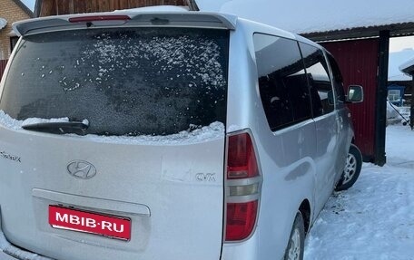 Hyundai Grand Starex Grand Starex I рестайлинг 2, 2010 год, 750 000 рублей, 3 фотография