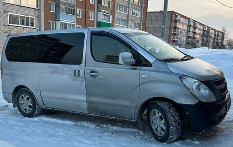 Hyundai Grand Starex Grand Starex I рестайлинг 2, 2010 год, 750 000 рублей, 4 фотография