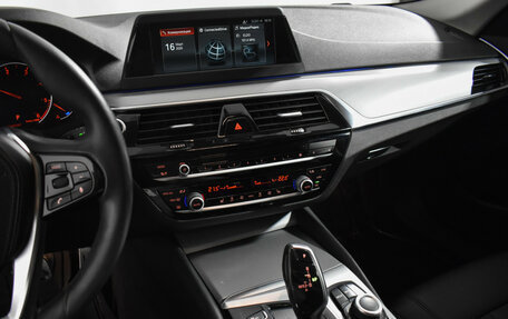 BMW 5 серия, 2019 год, 2 949 000 рублей, 16 фотография