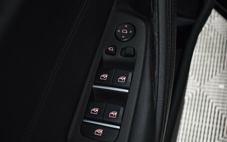 BMW 5 серия, 2019 год, 2 949 000 рублей, 15 фотография