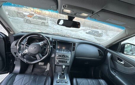 Infiniti QX70, 2014 год, 2 500 000 рублей, 6 фотография