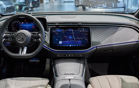 Mercedes-Benz E-Класс, 2025 год, 9 300 000 рублей, 10 фотография