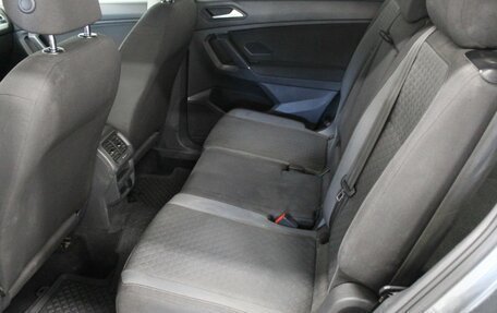 Volkswagen Tiguan II, 2020 год, 2 590 000 рублей, 14 фотография