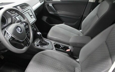 Volkswagen Tiguan II, 2020 год, 2 590 000 рублей, 18 фотография