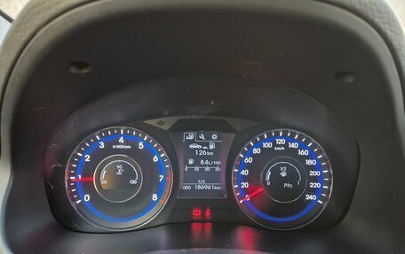 Hyundai i40 I рестайлинг, 2015 год, 1 100 000 рублей, 9 фотография