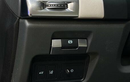 Jaguar E-Pace, 2019 год, 1 950 000 рублей, 14 фотография