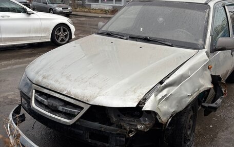 Daewoo Nexia I рестайлинг, 2009 год, 100 000 рублей, 2 фотография