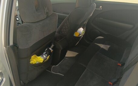 Mitsubishi Outlander III рестайлинг 3, 2005 год, 750 000 рублей, 4 фотография