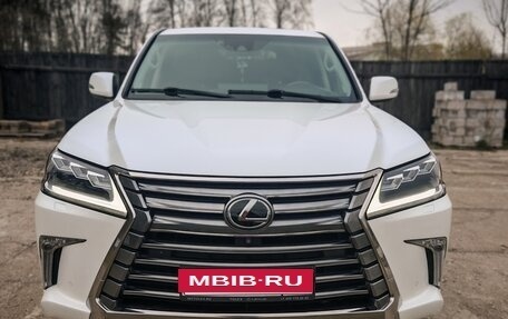 Lexus LX III, 2016 год, 5 550 000 рублей, 7 фотография