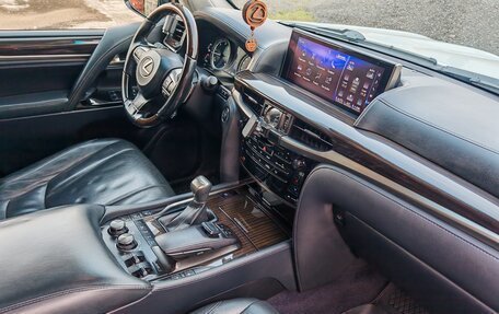 Lexus LX III, 2016 год, 5 550 000 рублей, 22 фотография