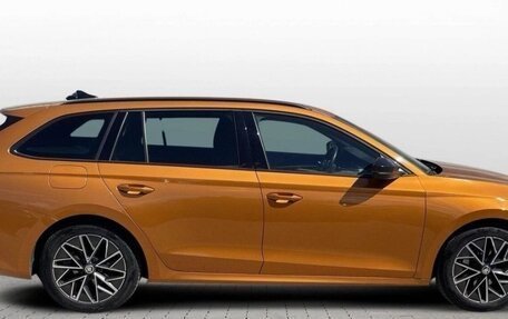 Skoda Octavia IV, 2022 год, 2 150 000 рублей, 2 фотография