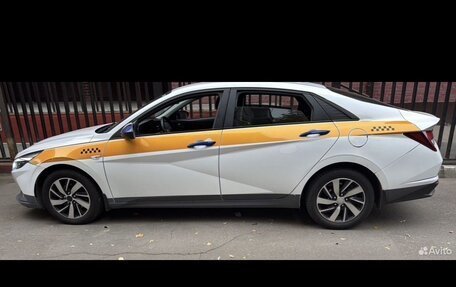 Hyundai Elantra, 2021 год, 1 500 000 рублей, 3 фотография