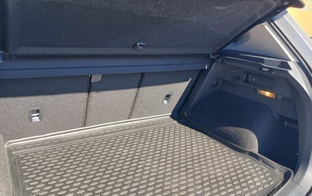 Volkswagen Tiguan II, 2020 год, 3 350 000 рублей, 12 фотография