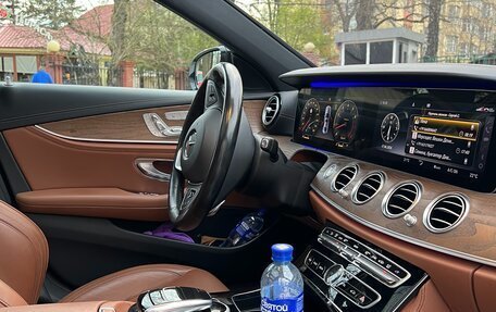 Mercedes-Benz E-Класс, 2017 год, 4 850 000 рублей, 8 фотография