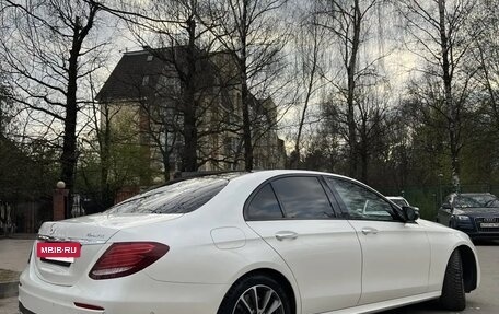 Mercedes-Benz E-Класс, 2017 год, 4 850 000 рублей, 5 фотография