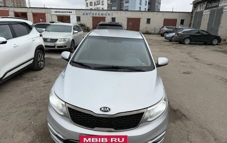 KIA Rio III рестайлинг, 2017 год, 1 100 000 рублей, 3 фотография