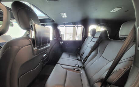 Lexus LX, 2024 год, 16 990 000 рублей, 13 фотография