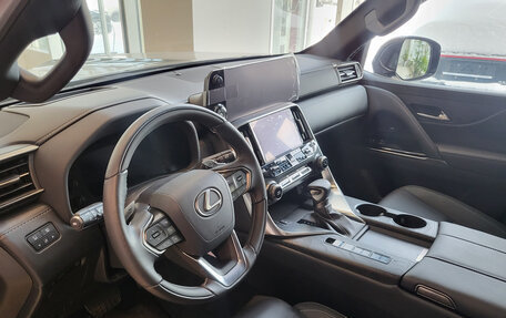 Lexus LX, 2024 год, 16 990 000 рублей, 8 фотография