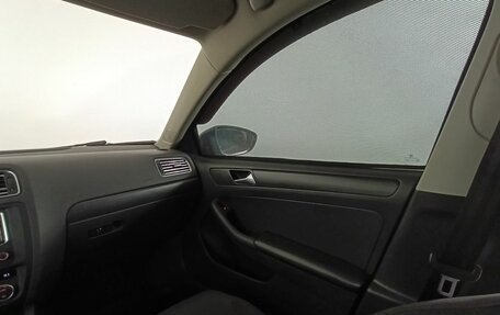 Volkswagen Jetta VI, 2014 год, 950 000 рублей, 14 фотография