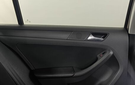 Volkswagen Jetta VI, 2014 год, 950 000 рублей, 17 фотография