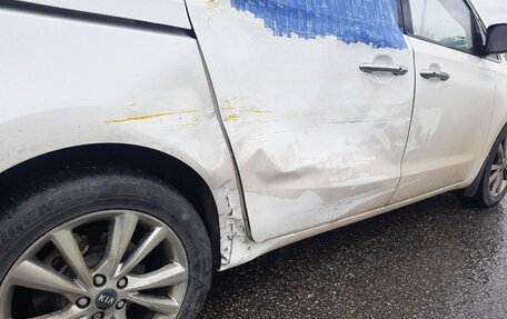 KIA Carnival III, 2019 год, 2 450 000 рублей, 5 фотография