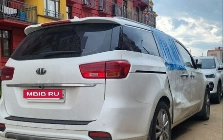 KIA Carnival III, 2019 год, 2 450 000 рублей, 10 фотография