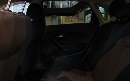 Volkswagen Polo VI (EU Market), 2013 год, 700 000 рублей, 8 фотография